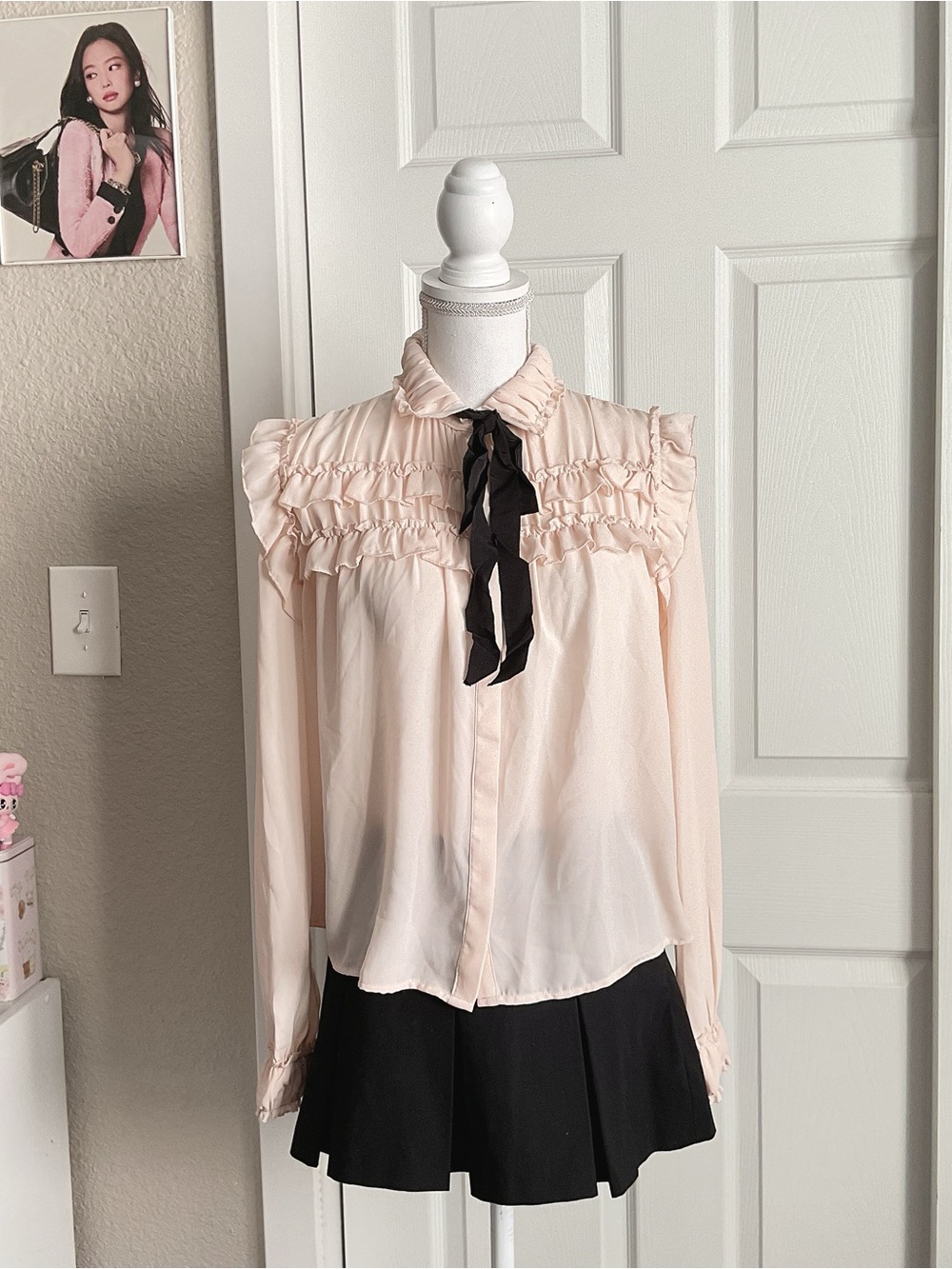 Women's Ruffled Tie-Neck Blouse - Pale Pink
